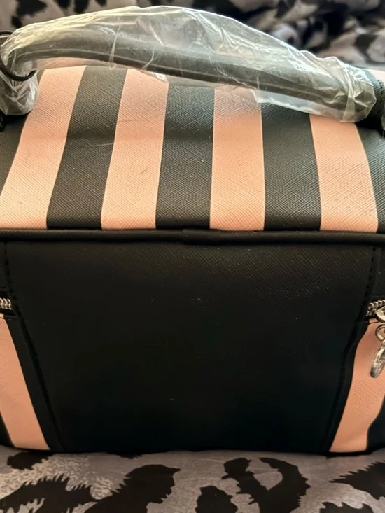 Victoria's Secret Pink and Black Striped Cosmetic Case NWT - Picture 2 of 7
